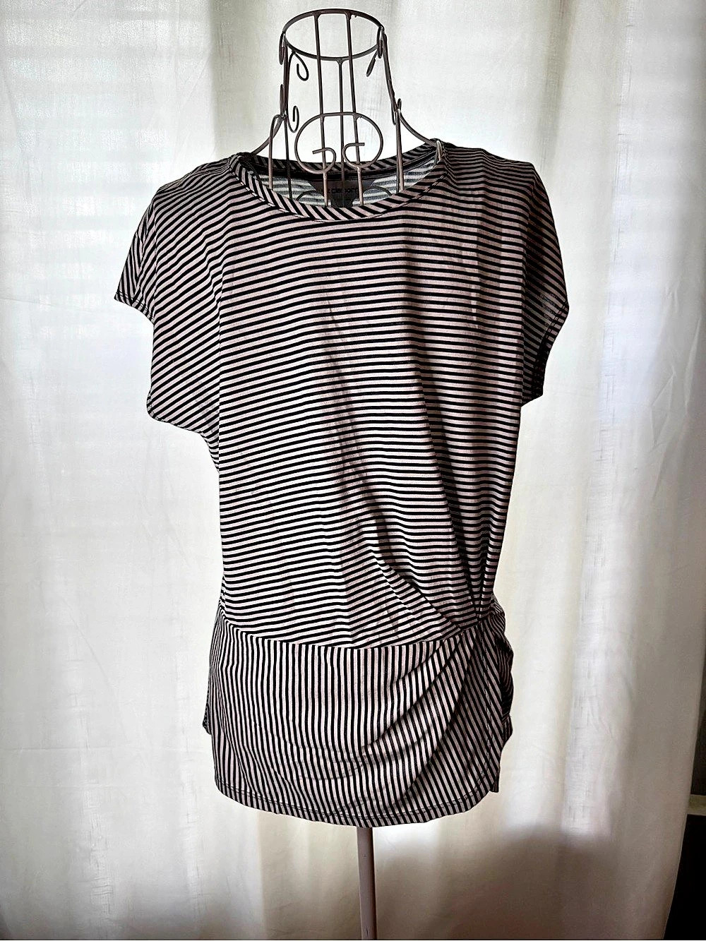 Liz Claiborne Striped Short Sleeve Tunic in Blue & White Size Medium